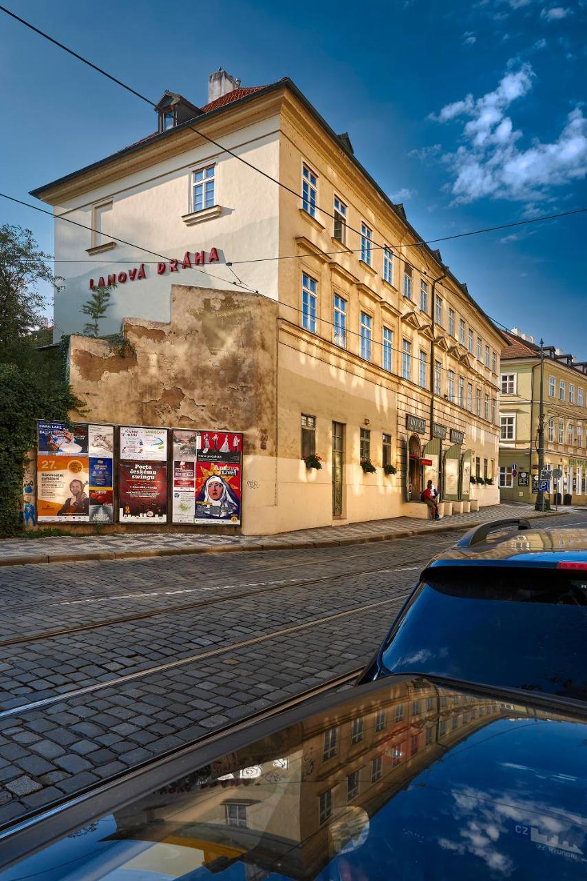 Downtown Suites Mala Strana Praga Zewnętrze zdjęcie